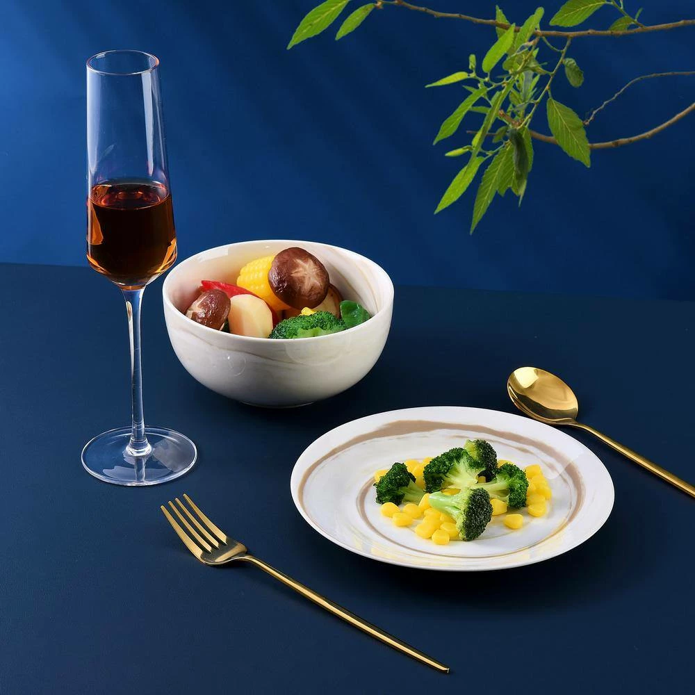 16-Piece Classic Pattern Ceramic Tableware by Unbranded 6 16-Piece Classic Pattern Ceramic Tableware by Unbranded - Image 6