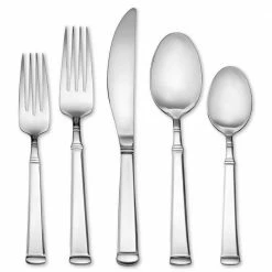 Avenue 20-Piece 18/0 Flatware Set (Service for 4) by Hampton Forge