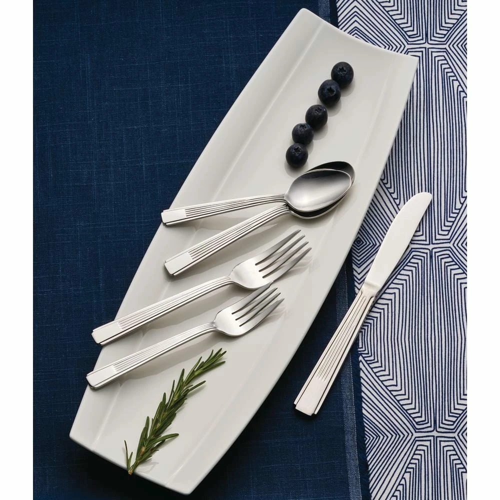 Park Place 18/0 Stainless Steel Dinner Forks (Set of 12) by Oneida 3 Park Place 18/0 Stainless Steel Dinner Forks (Set of 12) by Oneida - Image 3