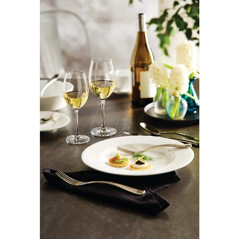 Reflections 18/10 Stainless Steel Round Bowl Soup Spoons (Set of 12) by Oneida 3 Reflections 18/10 Stainless Steel Round Bowl Soup Spoons (Set of 12) by Oneida - Image 3