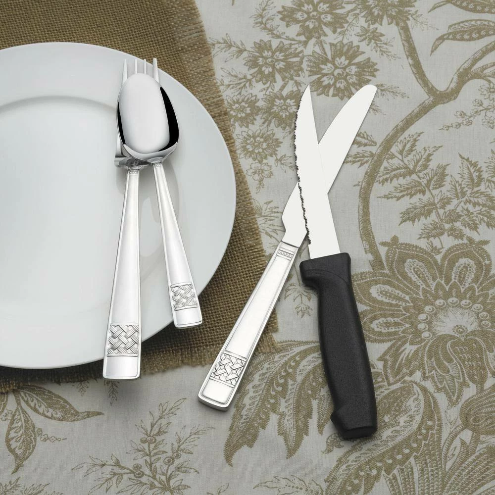 Carlisle 16-Piece 18/0-Stainless Steel Flatware Set (Service for 4) by Pfaltzgraff 2 Carlisle 16-Piece 18/0-Stainless Steel Flatware Set (Service for 4) by Pfaltzgraff - Image 2